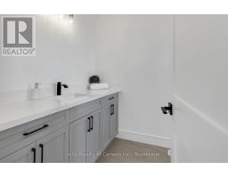 9 CLOVER LANE - 38