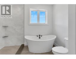 9 CLOVER LANE - 39