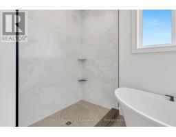 9 CLOVER LANE - 40