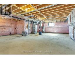 9 CLOVER LANE - 46