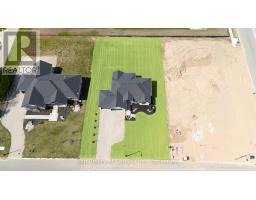 9 CLOVER LANE - 5