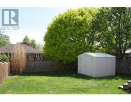 33 TRILLIUM DRIVE - 21