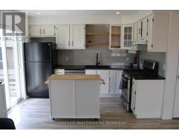 33 TRILLIUM DRIVE - 8