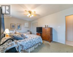 41 PARKWOOD DRIVE - 20