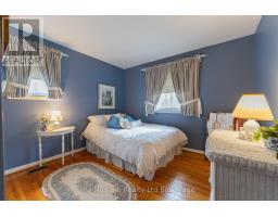 41 PARKWOOD DRIVE - 23