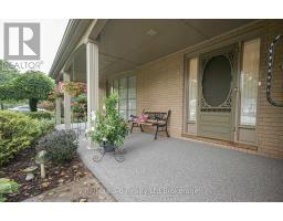 41 PARKWOOD DRIVE - 3