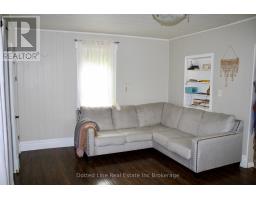 76 GOSHEN ROAD - 18