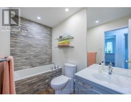 36 WOODLAND CRESCENT - 18