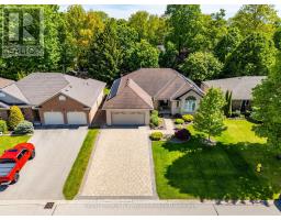 36 WOODLAND CRESCENT - 2