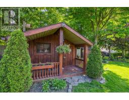 36 WOODLAND CRESCENT - 37