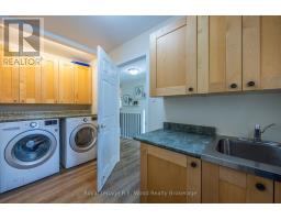 36 WOODLAND CRESCENT - 8