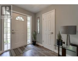 236 DOON SOUTH DRIVE - 4