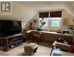 36 SINCLAIR DRIVE - 24