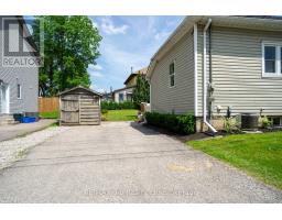 671 HENRY STREET - 13