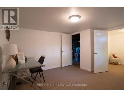 671 HENRY STREET - 37