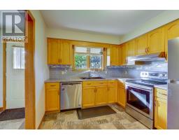 30 LAUREL CRESCENT - 12