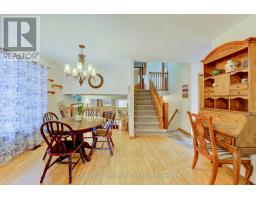 30 LAUREL CRESCENT - 17
