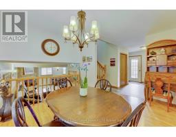 30 LAUREL CRESCENT - 18