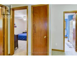 30 LAUREL CRESCENT - 29