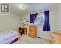 30 LAUREL CRESCENT - 36