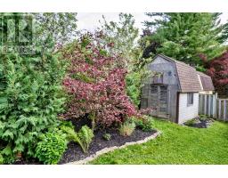 30 LAUREL CRESCENT - 46