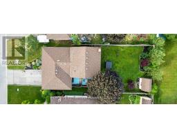 30 LAUREL CRESCENT - 49