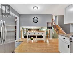 61 POTTERS WAY - 14