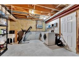 61 POTTERS WAY - 29