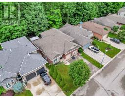 61 POTTERS WAY - 40