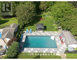 109 SUNSET DRIVE - 4