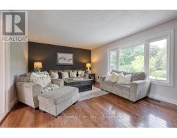 33 CLARK ROAD E - 15