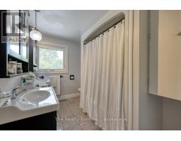 33 CLARK ROAD E - 23