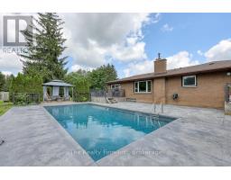 33 CLARK ROAD E - 38