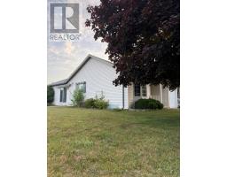 10 ARMSTRONG DRIVE - 35