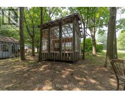 660 GOSHEN ROAD - 33