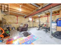 27 TOMPKINS COURT - 24