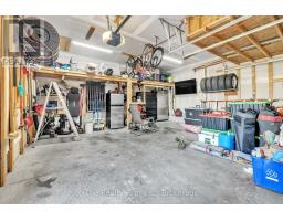 4 TOMPKINS COURT - 28