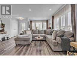 4 TOMPKINS COURT - 3