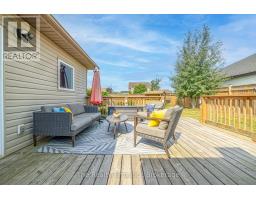 4 TOMPKINS COURT - 31