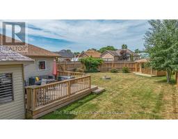 4 TOMPKINS COURT - 33