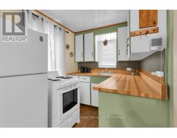 255 CHARLES STREET W - 11