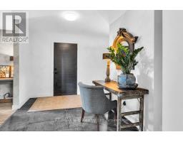 50 MAIN STREET E - 18
