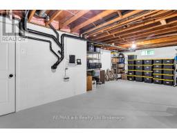 50 MAIN STREET E - 39
