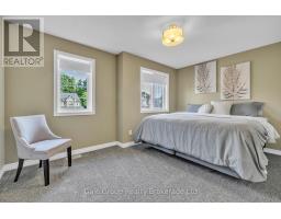25 HOWARD MARSHALL STREET - 18