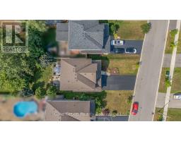 25 HOWARD MARSHALL STREET - 34