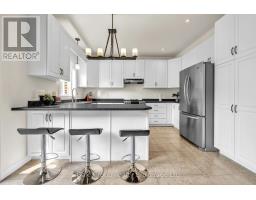 25 HOWARD MARSHALL STREET - 5
