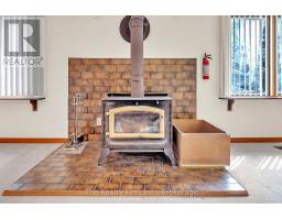 319 ROBINSON STREET - 17