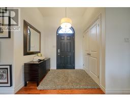 428 LAKEVIEW DRIVE - 9