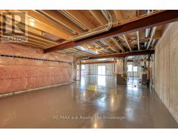 129 LOSSING DRIVE - 21