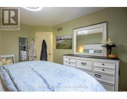 305 HUNGERFORD STREET - 26